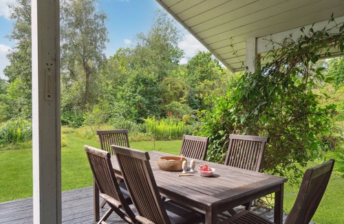 Grenaa House | Beautiful home in Grenaa with WiFi