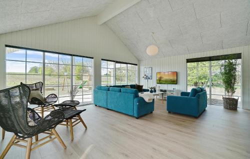 Grenaa House | Beautiful Home In Grenaa With Sauna