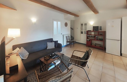 Herepian House | Beautiful home in Hérépian with WiFi
