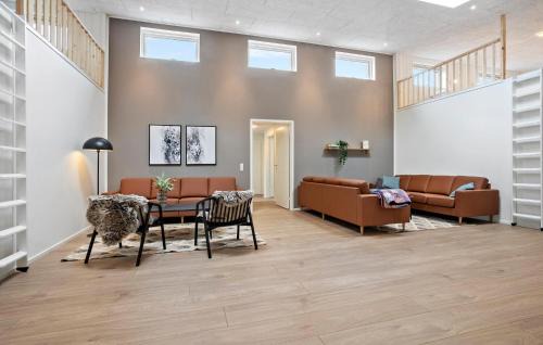 Hojslev House | Beautiful Home In Højslev With Sauna