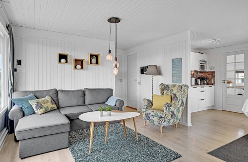 Bjerregard Strand House | Beautiful home in Hvide Sande with sauna