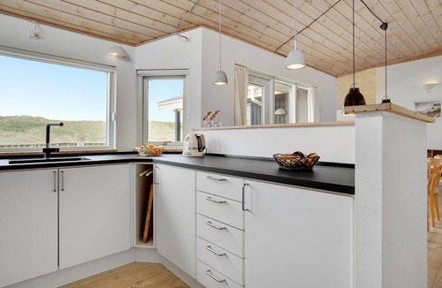 Argab House | Beautiful home in Hvide Sande with sauna