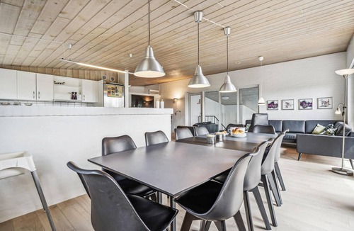 Argab House | Beautiful home in Hvide Sande with sauna