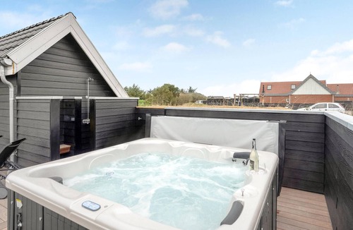 Hvide Sande House | Beautiful home in Hvide Sande with sauna