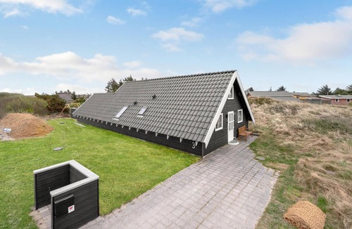 Hvide Sande House | Beautiful home in Hvide Sande with sauna