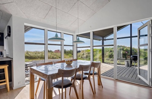Argab House | Beautiful home in Hvide Sande with sauna