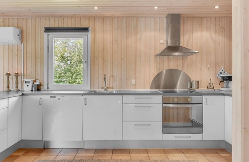 Diernæs Strandby House | Beautiful home in Haderslev with WiFi