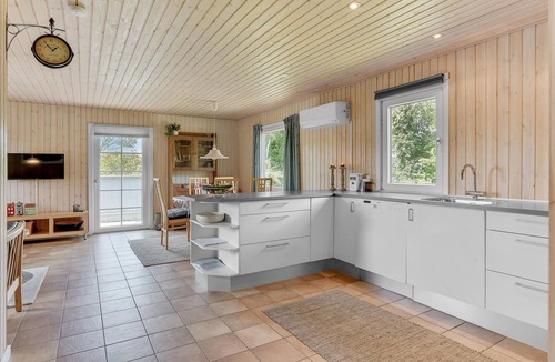 Diernæs Strandby House | Beautiful home in Haderslev with WiFi