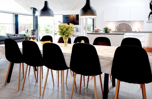 Flovt Strand House | Beautiful home in Haderslev with sauna