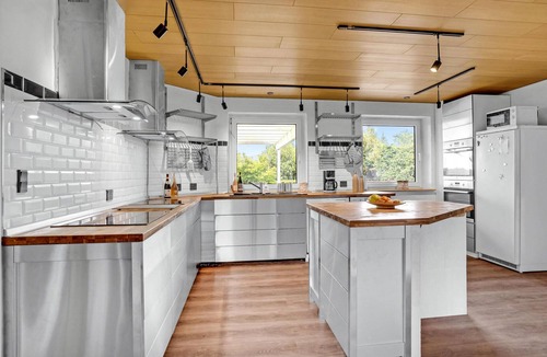 Aarosund House | Beautiful home in Haderslev with WiFi