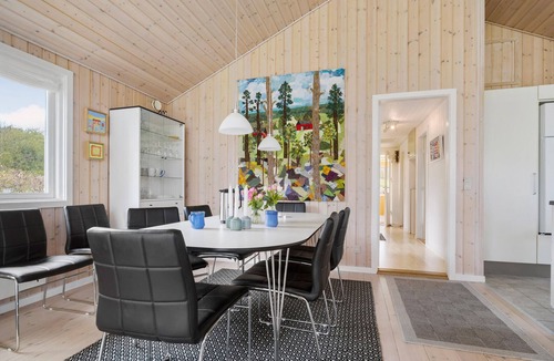 Hejsager Strand House | Beautiful home in Haderslev with WiFi