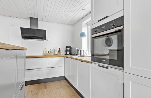 Hejsager Strand House | Beautiful home in Haderslev with sauna