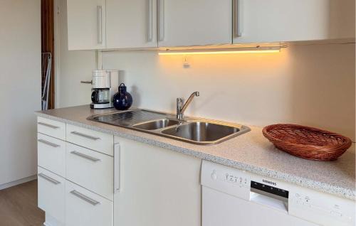 Kelstrup Strand House | Beautiful Home In Haderslev With Wifi