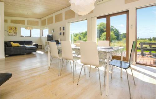 Flovt Strand House | Beautiful Home In Haderslev With Wifi