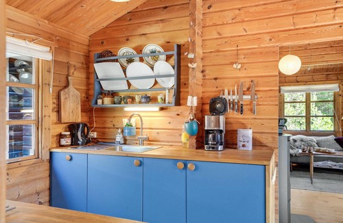 Odde House | Beautiful home in Hadsund with kitchen
