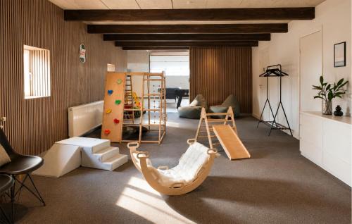 Hadsund House | Beautiful Home In Hadsund With Sauna