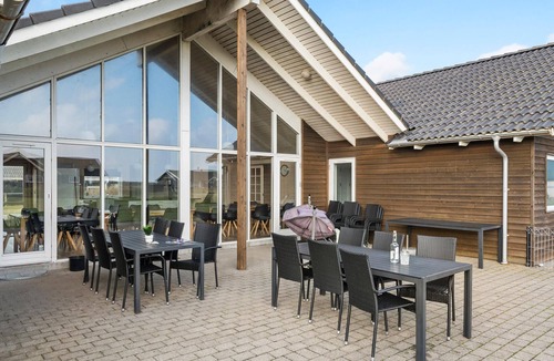 Vrist Strand House | Beautiful home in Harboøre with sauna