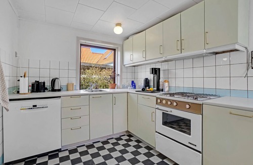 Vang House | Beautiful home in Hasle with WiFi