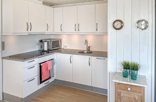 Hesselager House | Beautiful home in Hesselager with house sea view