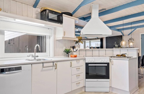 Hejlsminde Strand House | Beautiful home in Hejls with sauna
