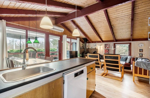 Bork Havn House | Beautiful home in Hemmet with WiFi