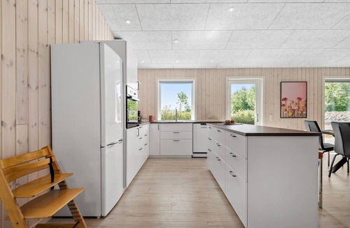 Bork Havn House | Beautiful home in Hemmet with WiFi