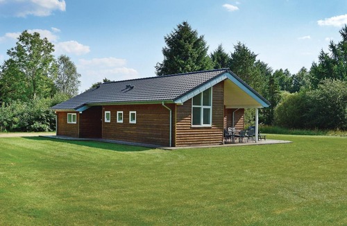 Skovgaarde House | Beautiful home in Herning with kitchen