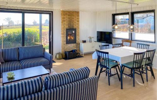 Hesselager House | Beautiful Home In Hesselager With House Sea View