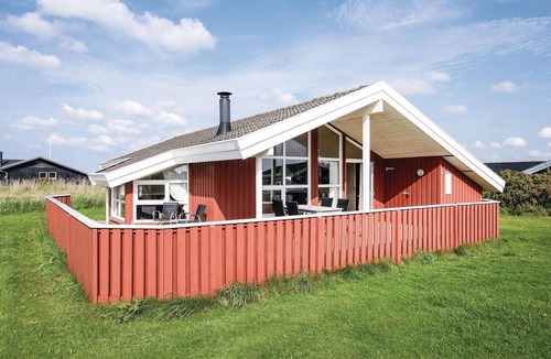Lonstrup House | Beautiful home in Hjørring with sauna