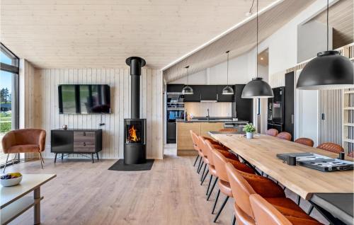 Skallerup Klit House | Beautiful Home In Hjørring With Sauna