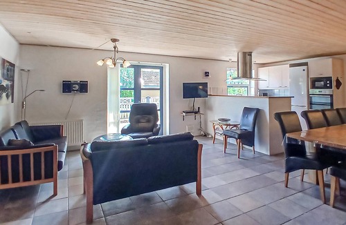Sundstrup House | Beautiful home in Højslev with sauna