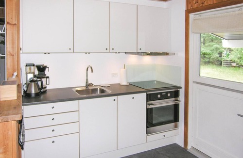 Ristinge House | Beautiful home in Humble with WiFi