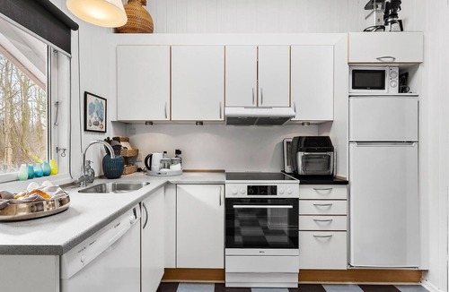 Ristinge House | Beautiful home in Humble with sauna