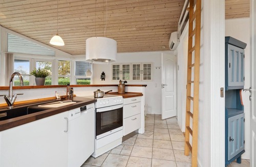 Kerteminde House | Beautiful home in Kerteminde with WiFi