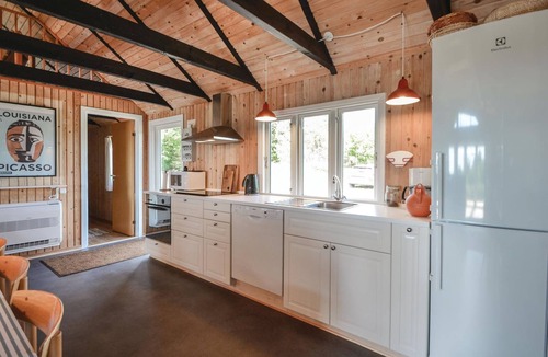 Knebel House | Beautiful home in Knebel with kitchen