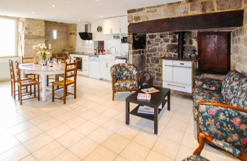 Lablachere House | Beautiful home in Lablachère with WiFi