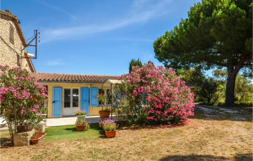 La Garde House | Beautiful Home In La Garde With Kitchen