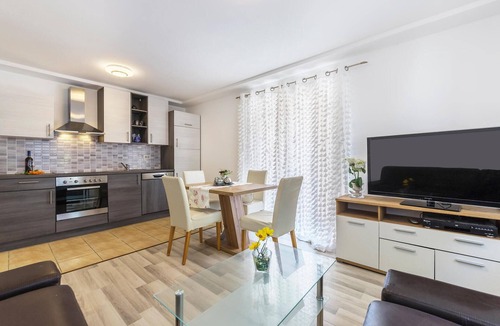 Vinez House | Beautiful home in Labin with WiFi