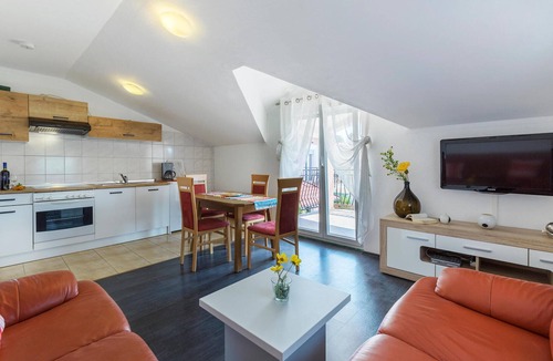 Vinez House | Beautiful home in Labin with WiFi