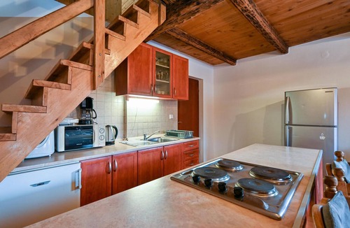 Lekenik House | Beautiful home in Lekenik