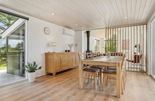 Grønhøj House | Beautiful home in Løkken with WiFi