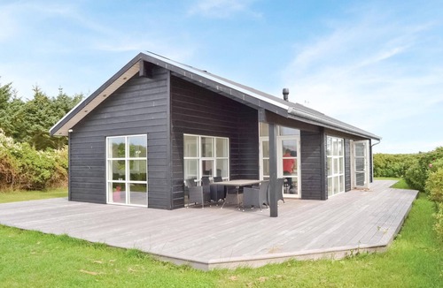 Lokken House | Beautiful home in Løkken with sauna