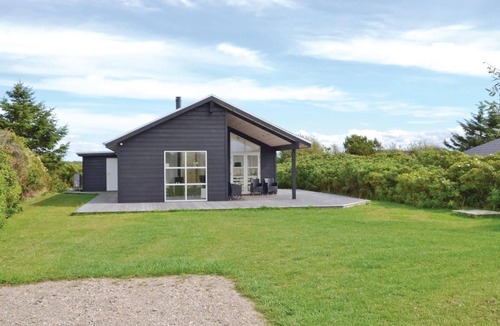 Lokken House | Beautiful home in Løkken with sauna