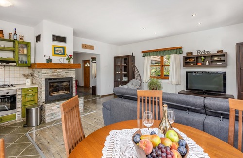 Presika House | Beautiful home in Lukovdol with sauna