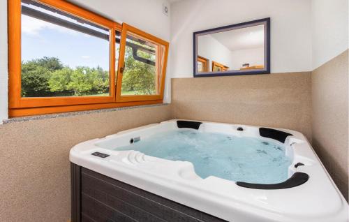 Presika House | Beautiful Home In Lukovdol With Sauna