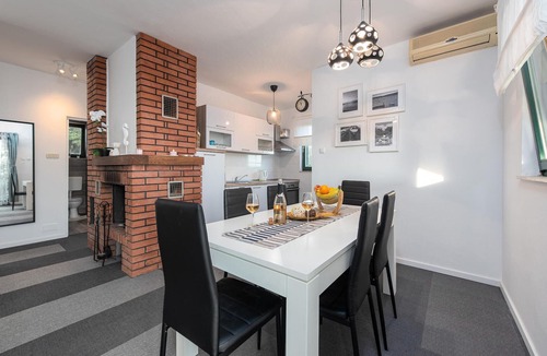 Kolan House | Beautiful home in Mandre