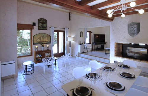 Meyzieu Nord Ouest House | Beautiful home in Meyzieu