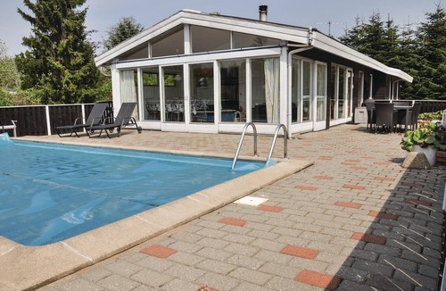 Vejlby Fed House | Beautiful home in Middelfart with sauna