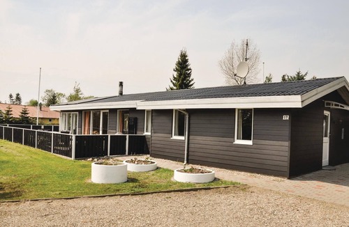 Vejlby Fed House | Beautiful home in Middelfart with sauna