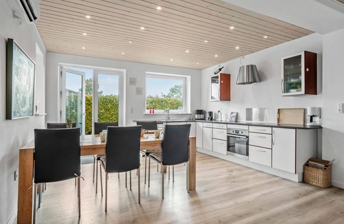 Vejlby Fed House | Beautiful home in Middelfart with WiFi